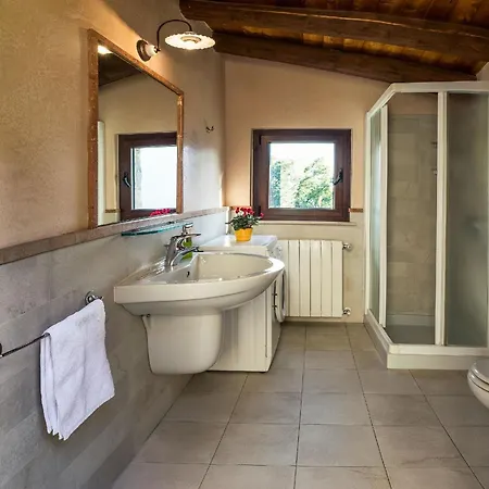 Studio-apartment Mit Balkon Mit Seeblick Und Zugang Zum Garten * Riva di Solto